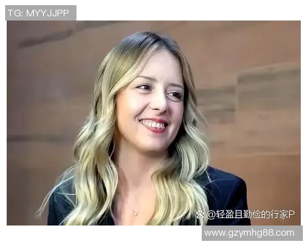 足球女球星正装头像展现优雅魅力与职业风范尽显时尚气质