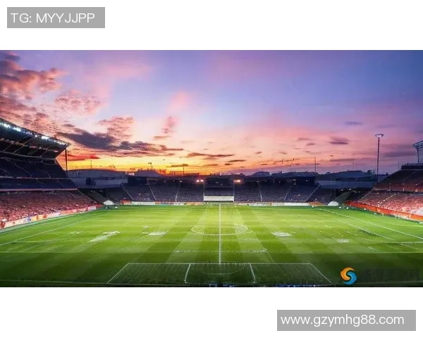 足球巨星化身白发老者依旧在绿茵场上激情奔跑追逐梦想