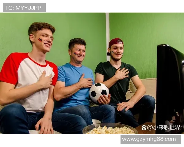 足球巨星训练营现场实录 专业指导与技术展示全程揭秘